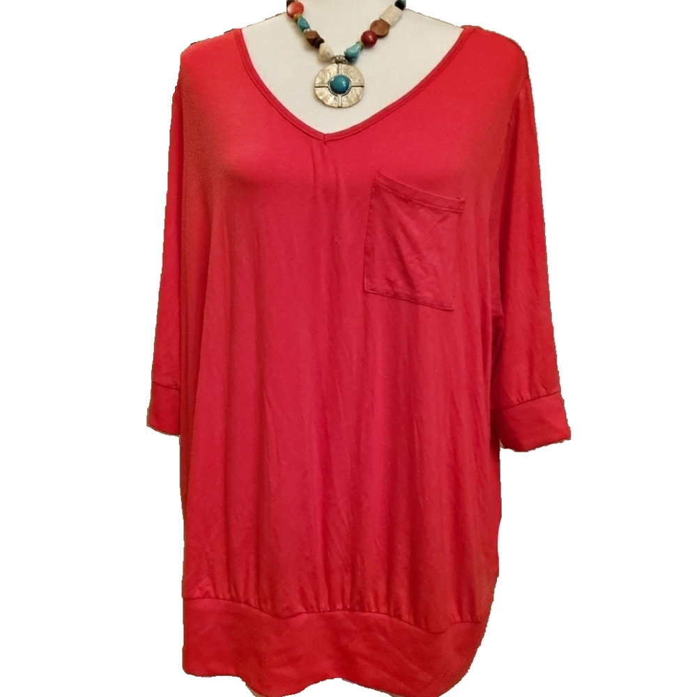 Red v-neck pocket tee, banded waist, size 3X